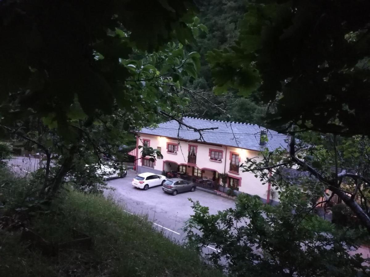 Pensjonat Casa De Aldea La Pescal Zewnętrze zdjęcie