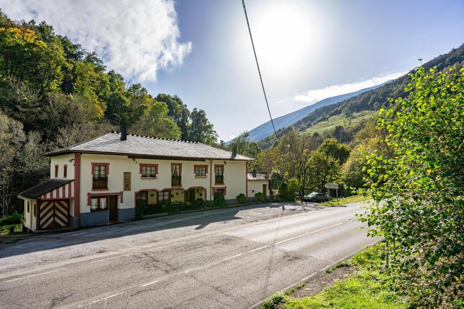 Pensjonat Casa De Aldea La Pescal Zewnętrze zdjęcie